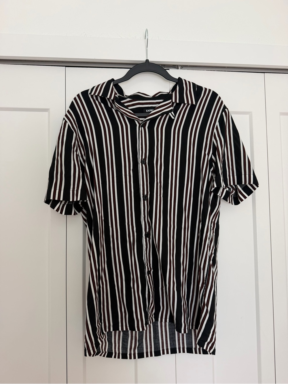 Express Black Stripe Short-Sleeve Button-Up Shirt
